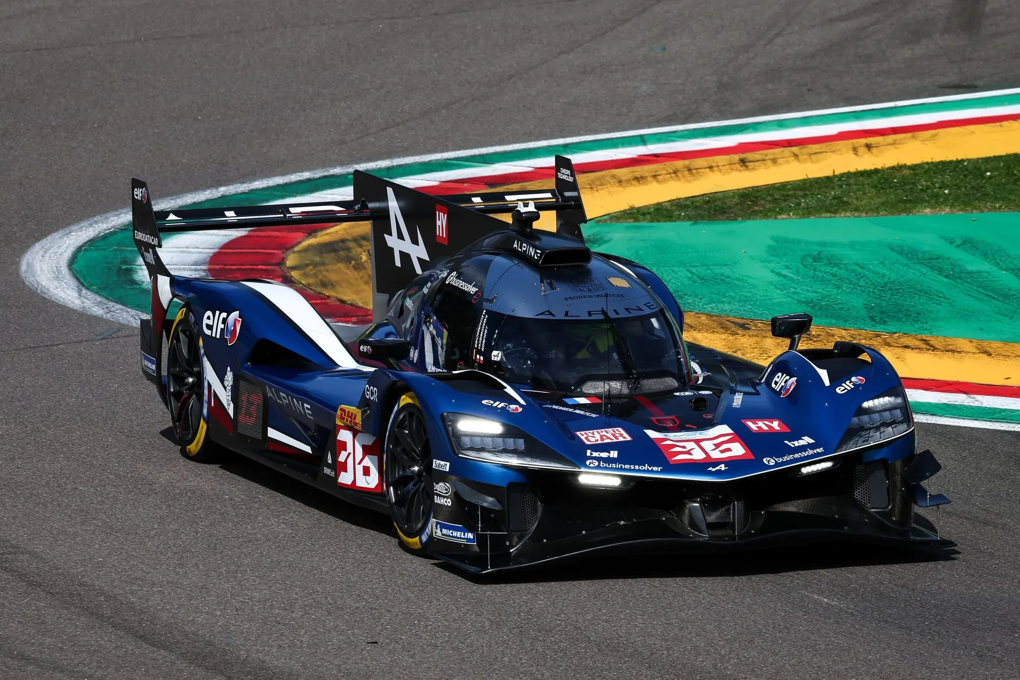 36 - Alpine - Schumacher / Makowiecki / Gounon